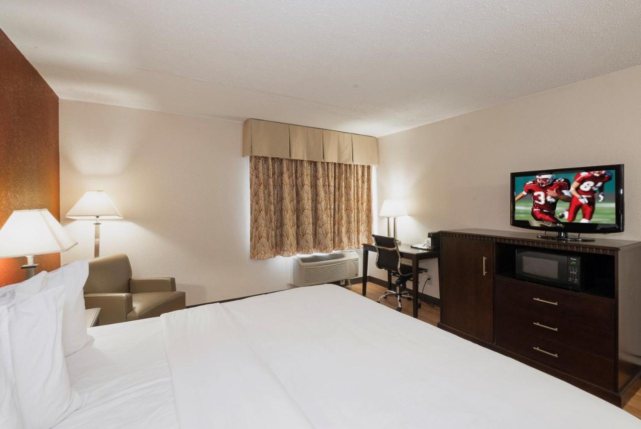 Red Roof Inn & Suites Mt Holly - Mcguire Afb Westampton Ngoại thất bức ảnh