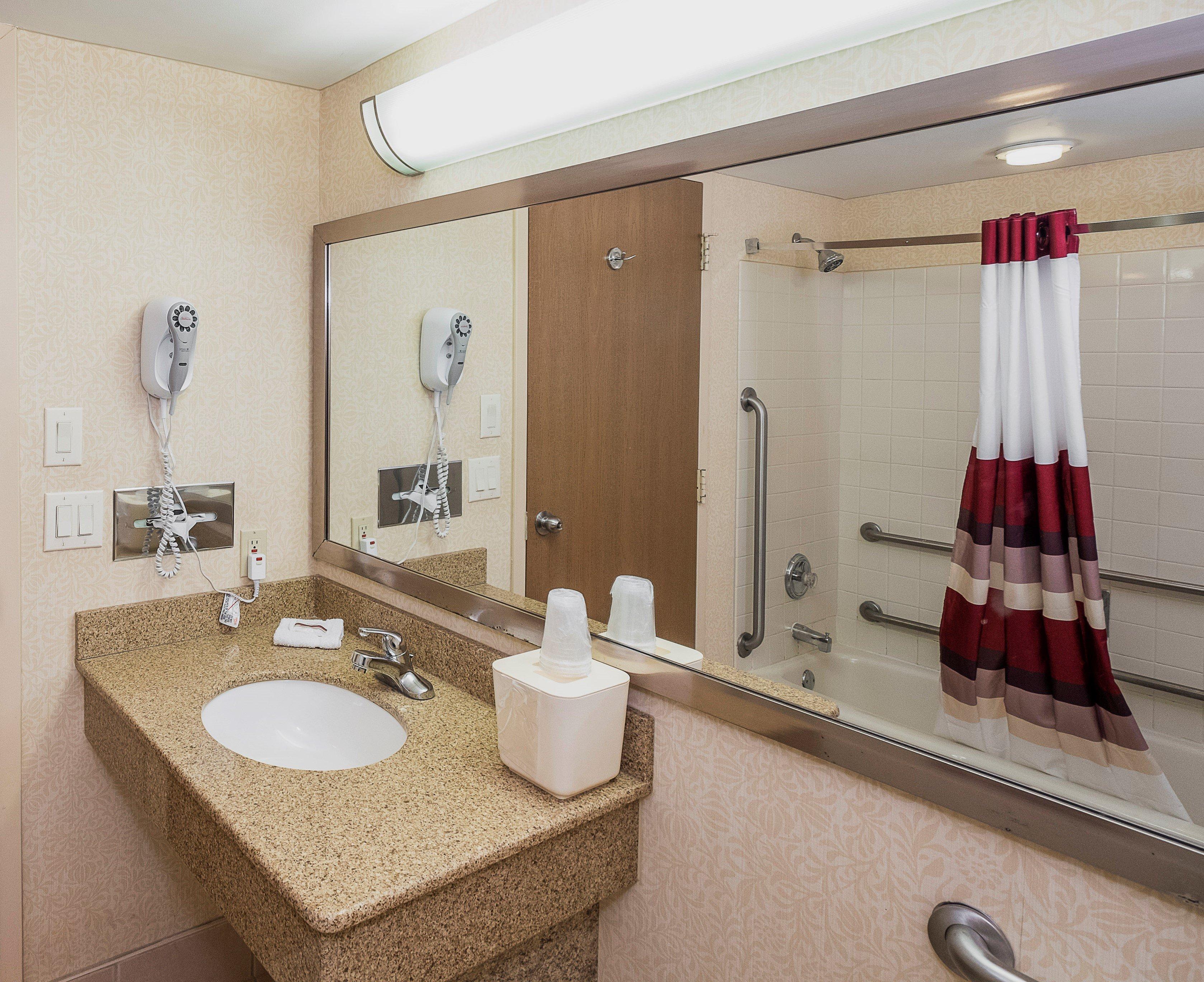 Red Roof Inn & Suites Mt Holly - Mcguire Afb Westampton Ngoại thất bức ảnh