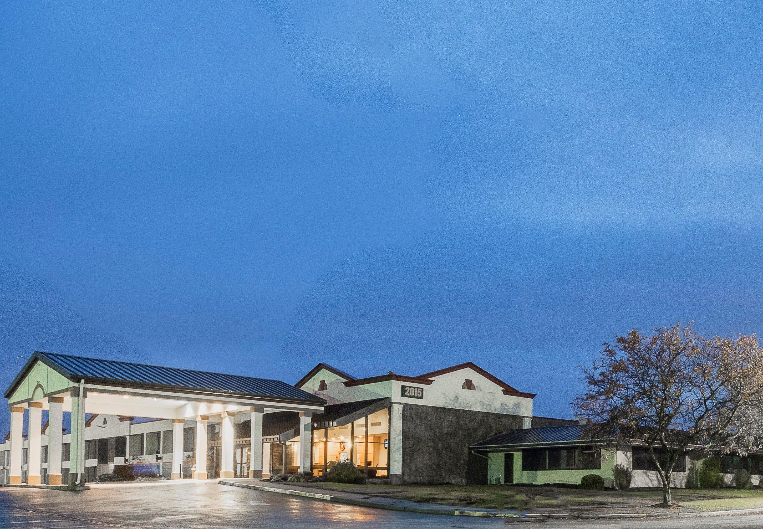 Red Roof Inn & Suites Mt Holly - Mcguire Afb Westampton Ngoại thất bức ảnh