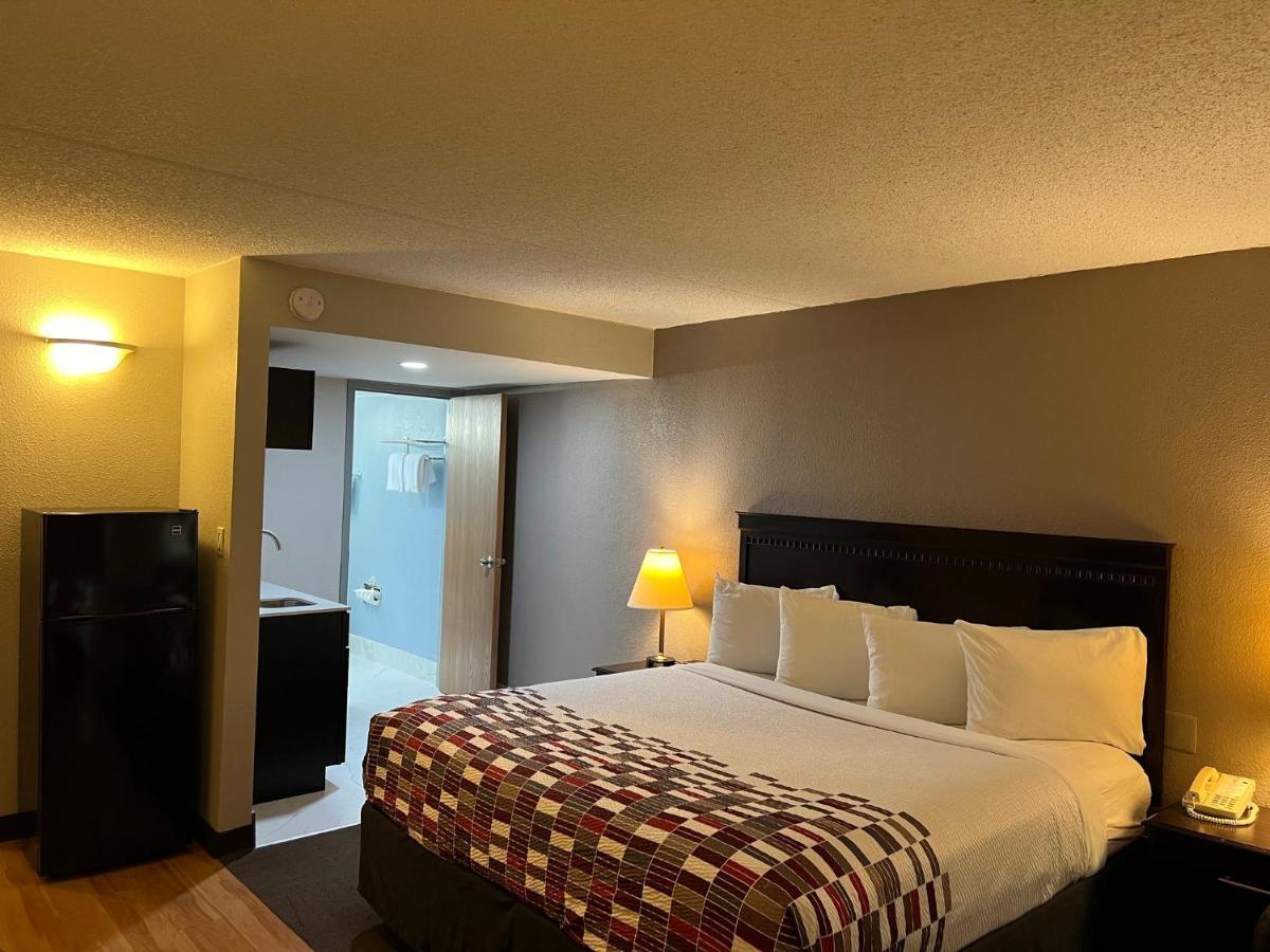 Red Roof Inn & Suites Mt Holly - Mcguire Afb Westampton Ngoại thất bức ảnh