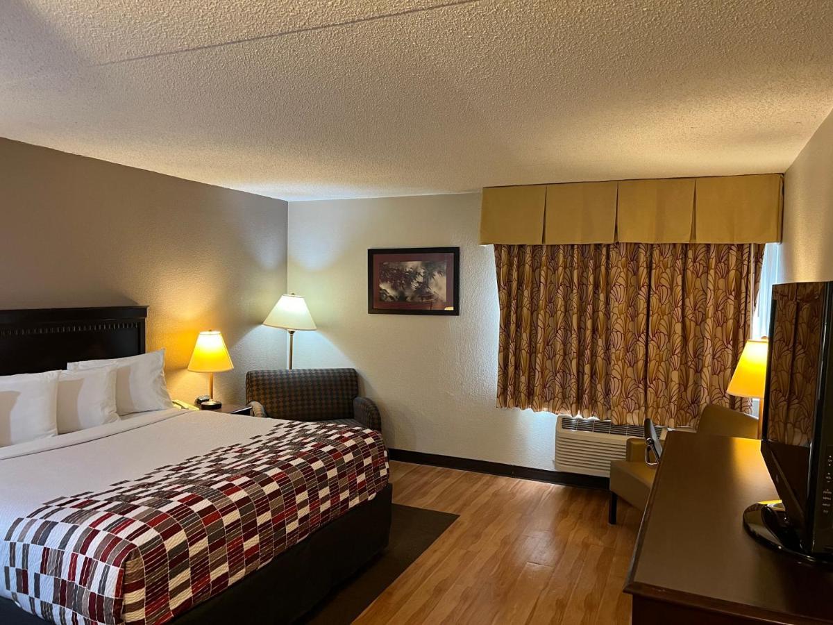 Red Roof Inn & Suites Mt Holly - Mcguire Afb Westampton Ngoại thất bức ảnh