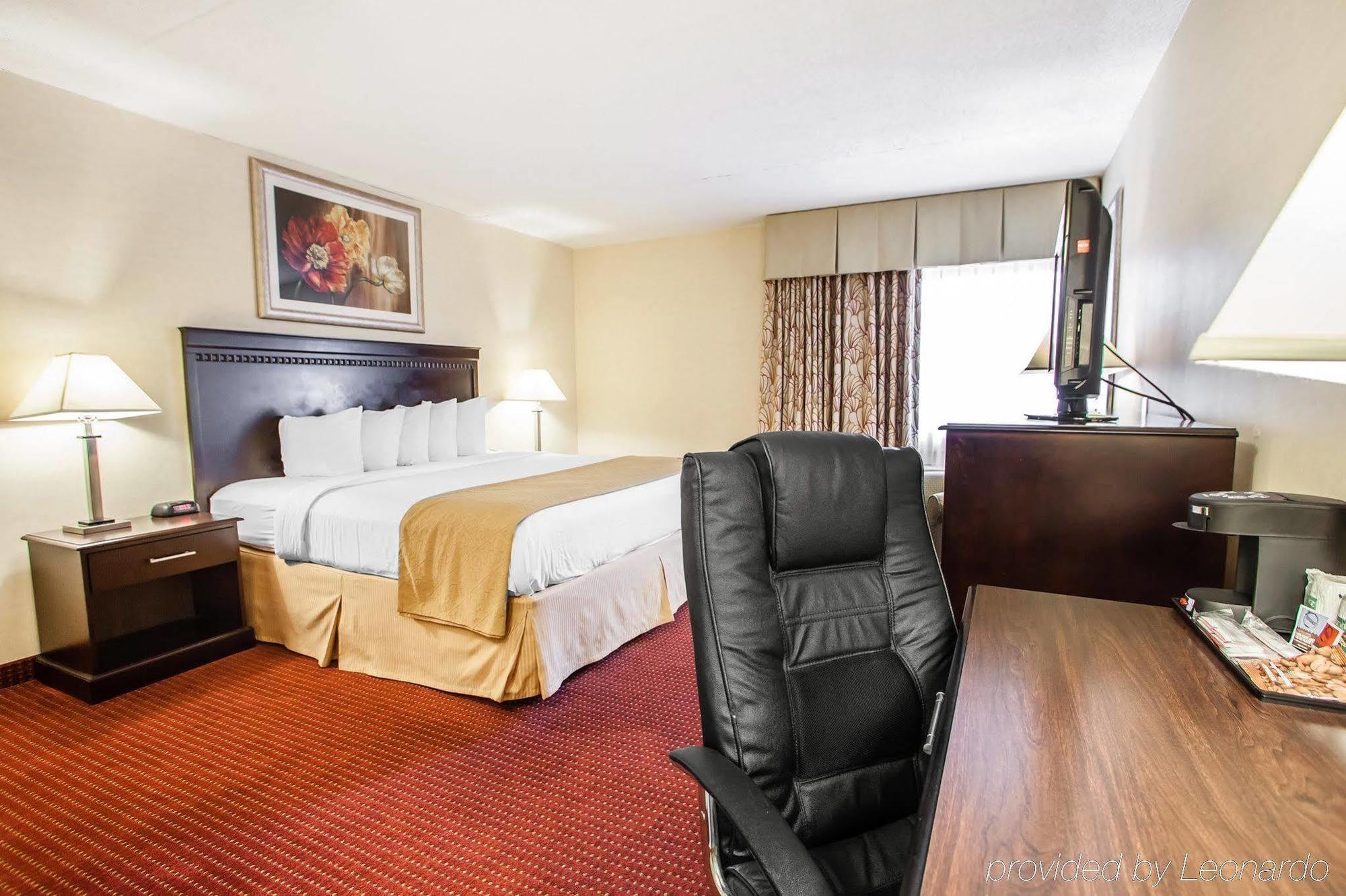 Red Roof Inn & Suites Mt Holly - Mcguire Afb Westampton Ngoại thất bức ảnh