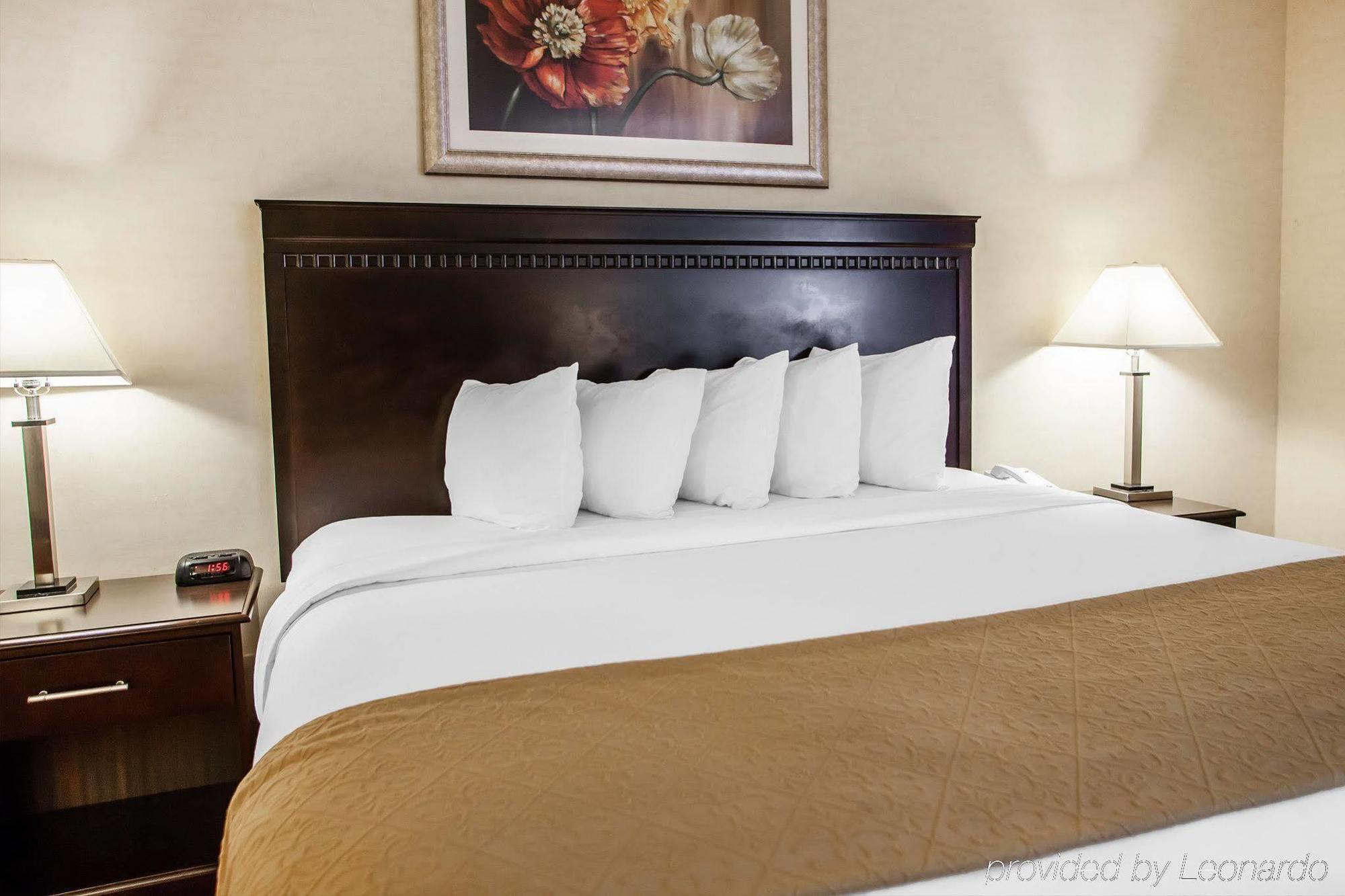 Red Roof Inn & Suites Mt Holly - Mcguire Afb Westampton Ngoại thất bức ảnh