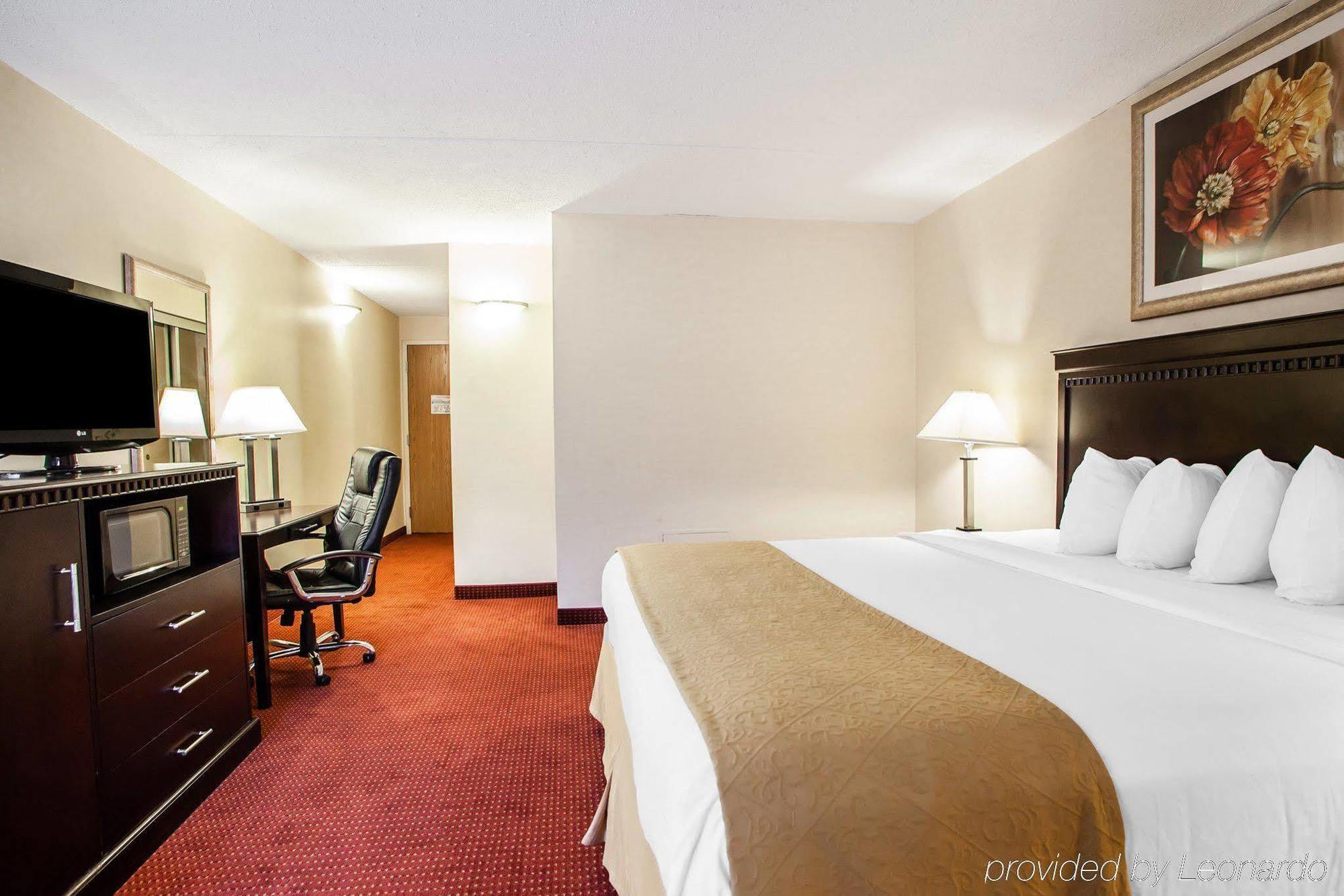 Red Roof Inn & Suites Mt Holly - Mcguire Afb Westampton Ngoại thất bức ảnh