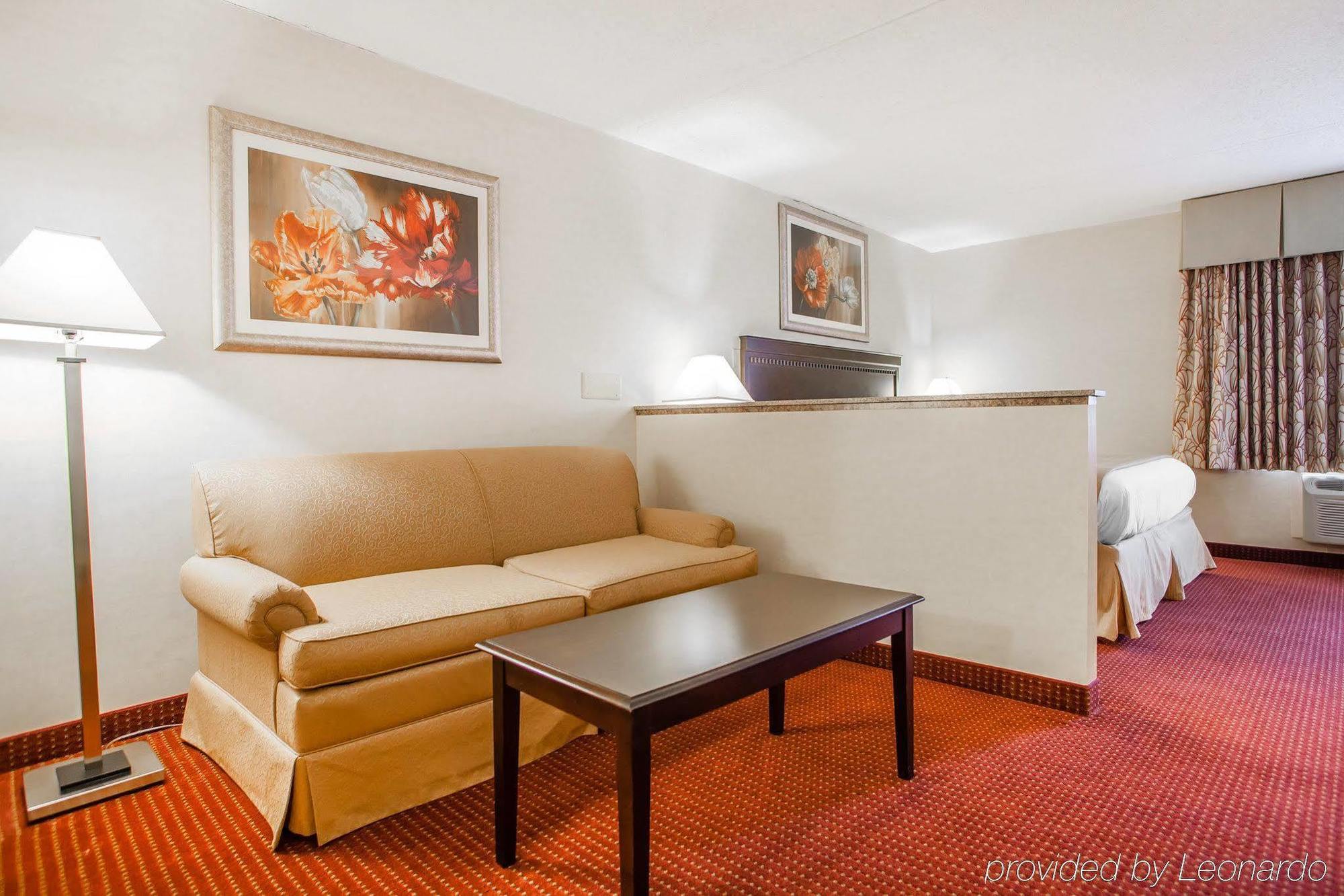 Red Roof Inn & Suites Mt Holly - Mcguire Afb Westampton Ngoại thất bức ảnh