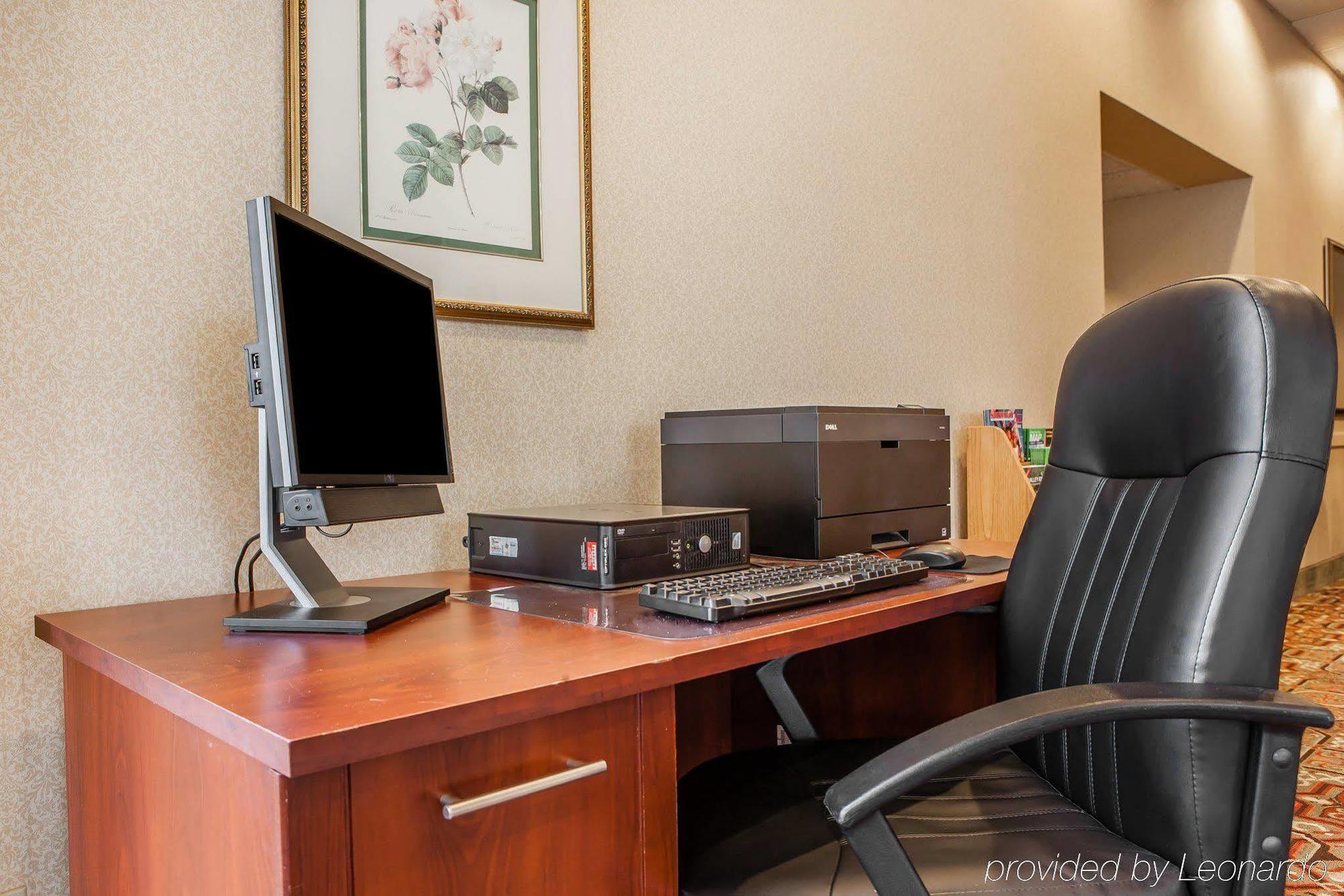 Red Roof Inn & Suites Mt Holly - Mcguire Afb Westampton Ngoại thất bức ảnh